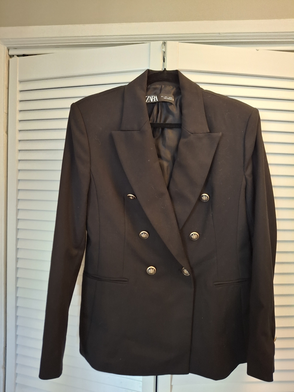Zara Women’s Double-Breasted Black Blazer